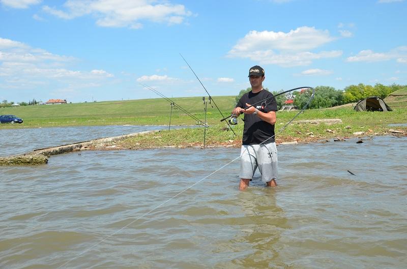 Sarulesti - Mai 2013 - andrei-vladeanu-pescuit-sarulesti-19.JPG